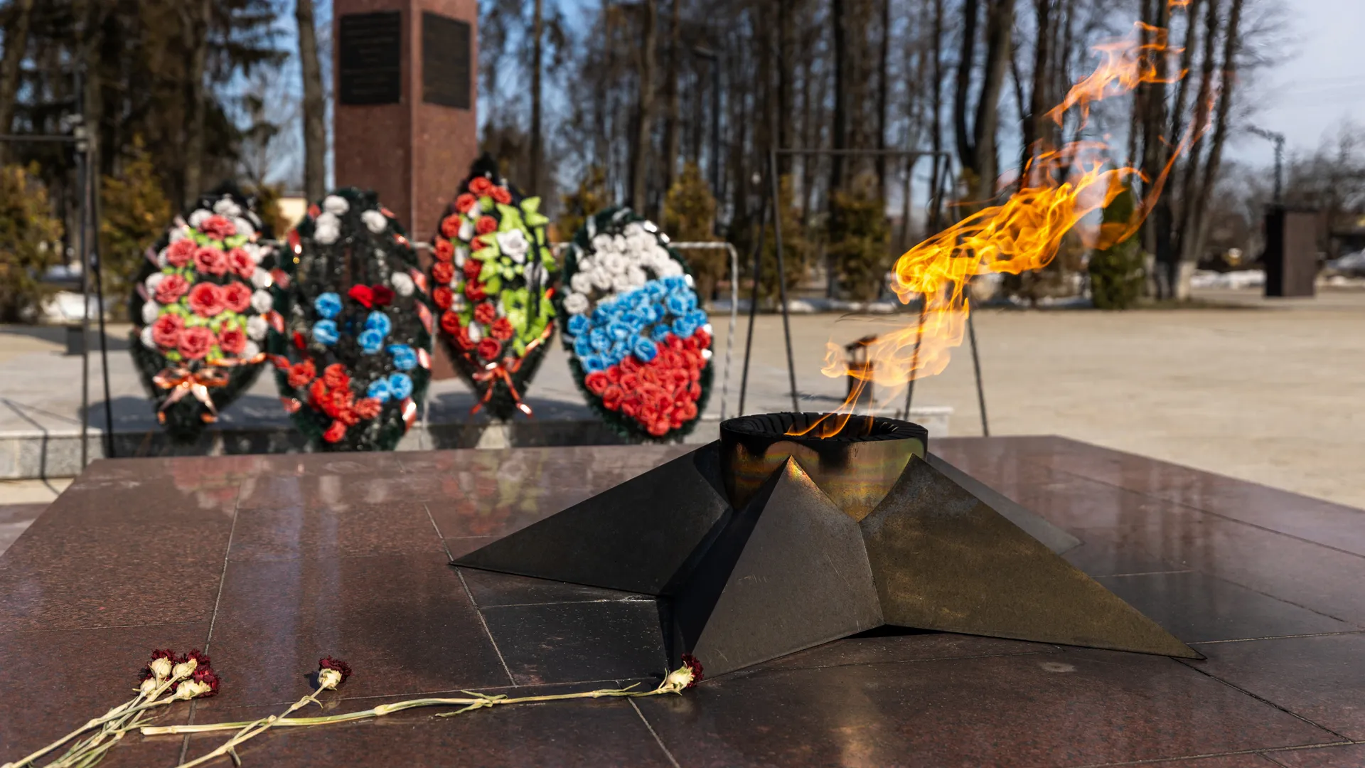 Вечный огонь в поселке Тучково Рузского округа