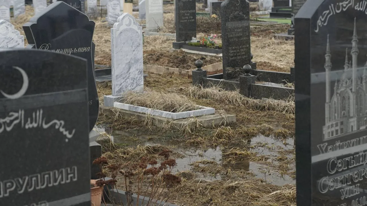 Мусульманское кладбище. «Челны Live» \ Екатерина Волкова