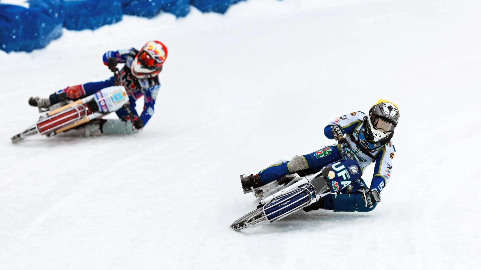 Второй день суперфинала личного чемпионата России по ледовому спидвею в Красногорске