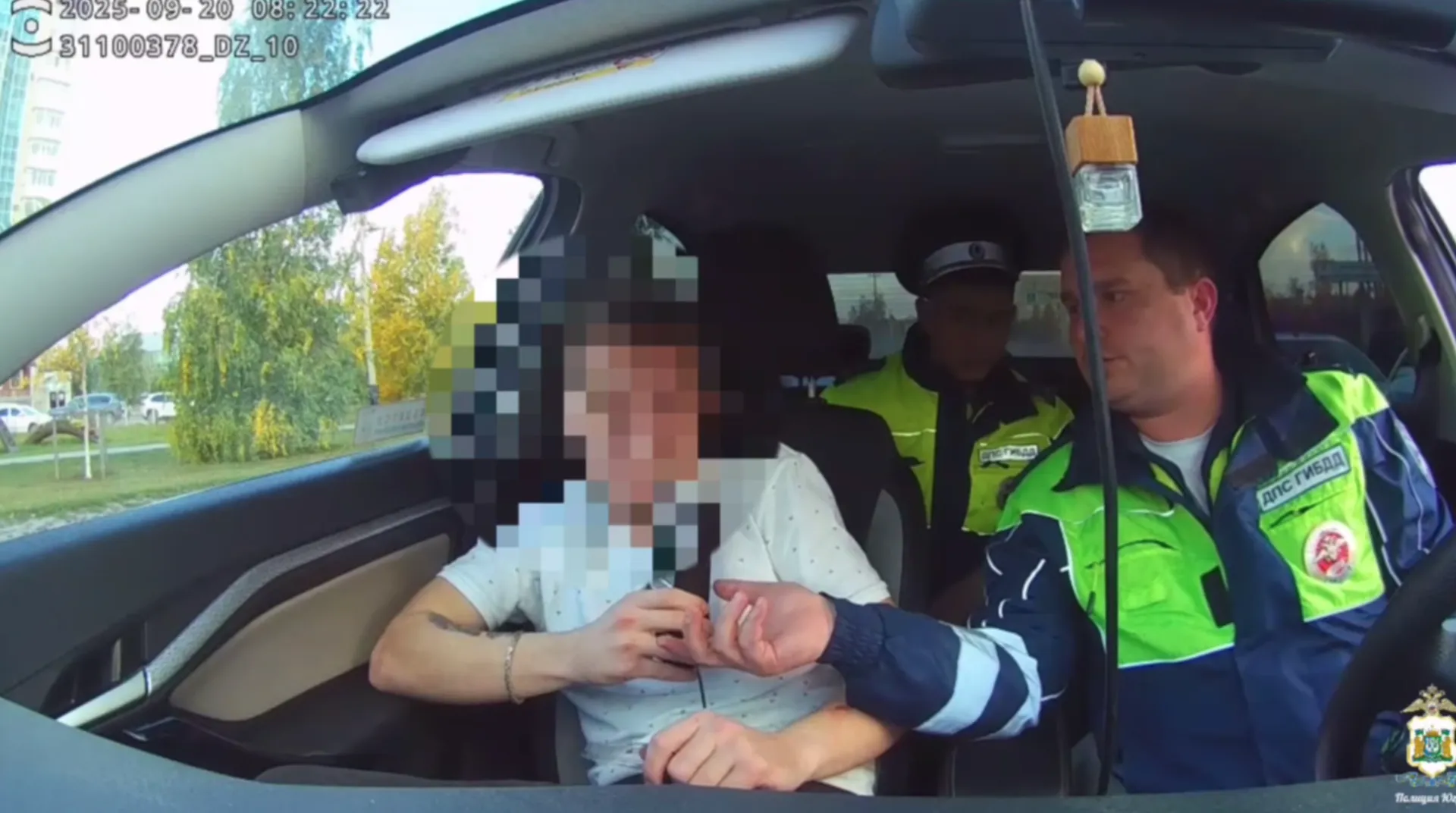 Скриншот с видеозаписи пресс-службы полиции Югры