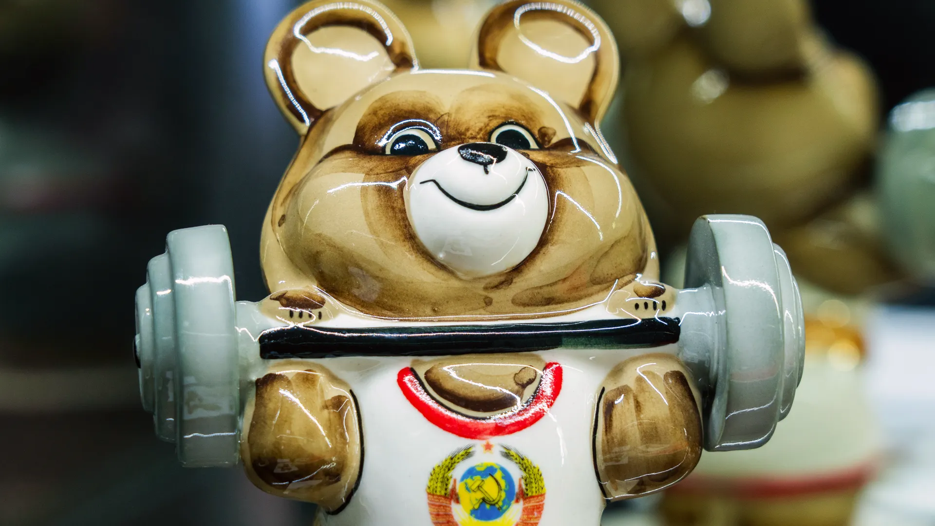 Экспонаты в музее спортивной славы «Верность спорту храня» в Училище олимпийского резерва №4 Чехова