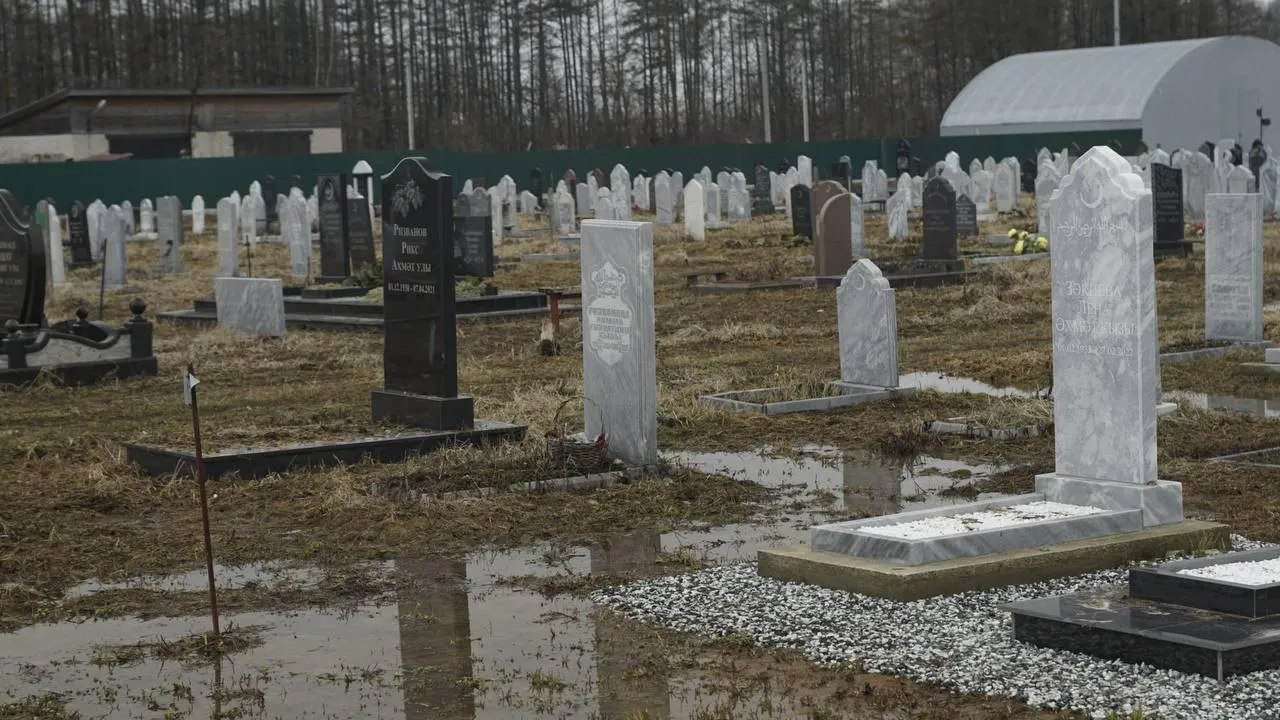 Мусульманское кладбище. «Челны Live» \ Екатерина Волкова