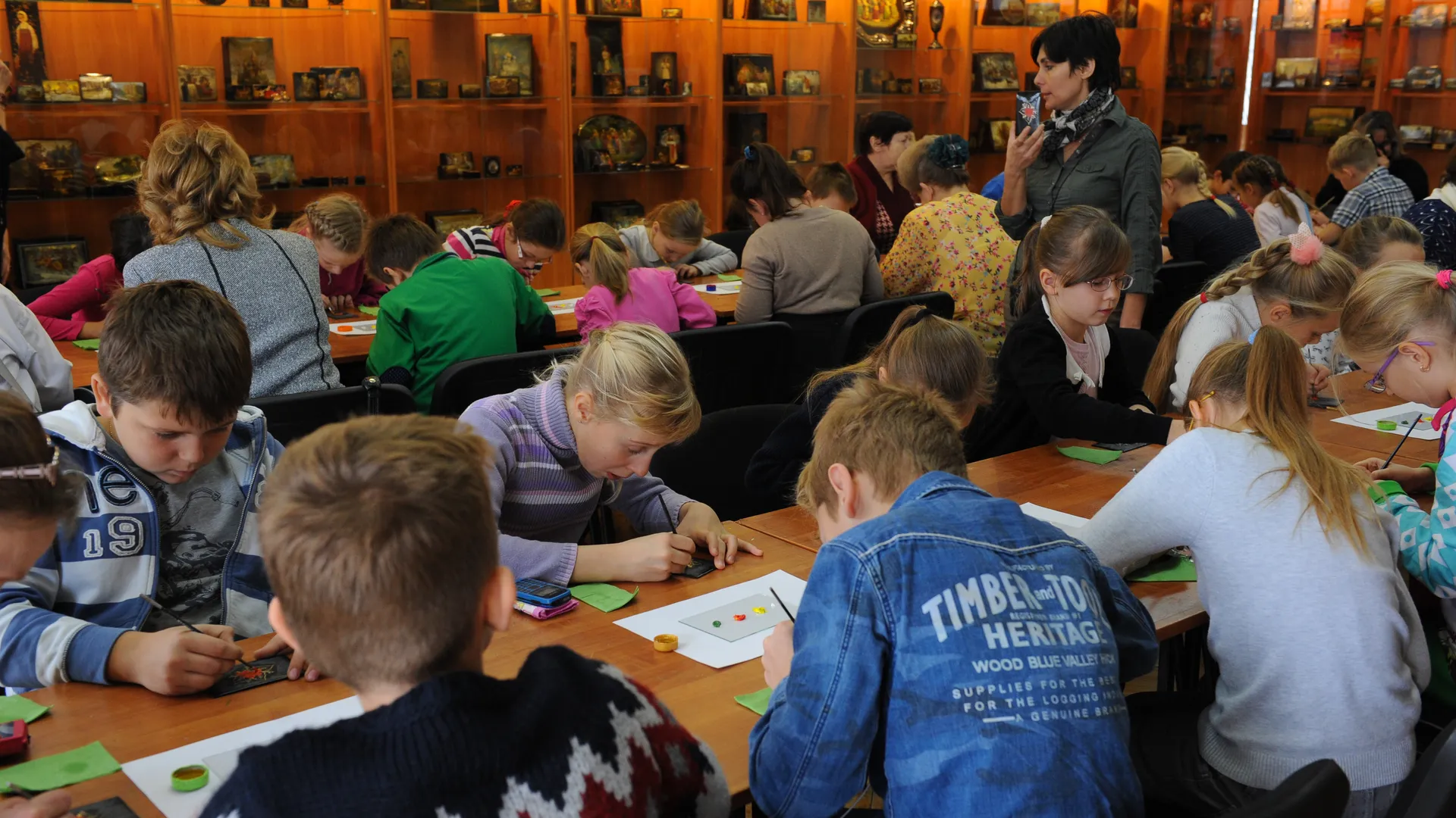 Федоскинская фабрика миниатюрной живописи