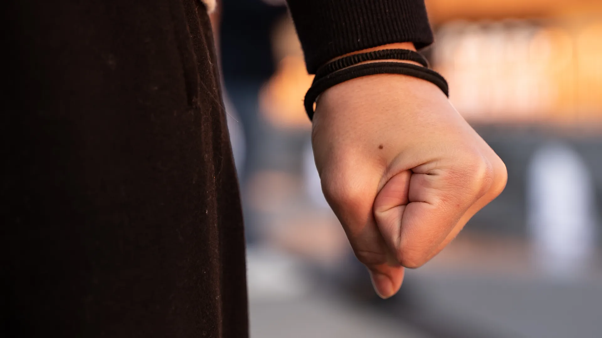 Агрессивное поведение у подростков вертикаль 01