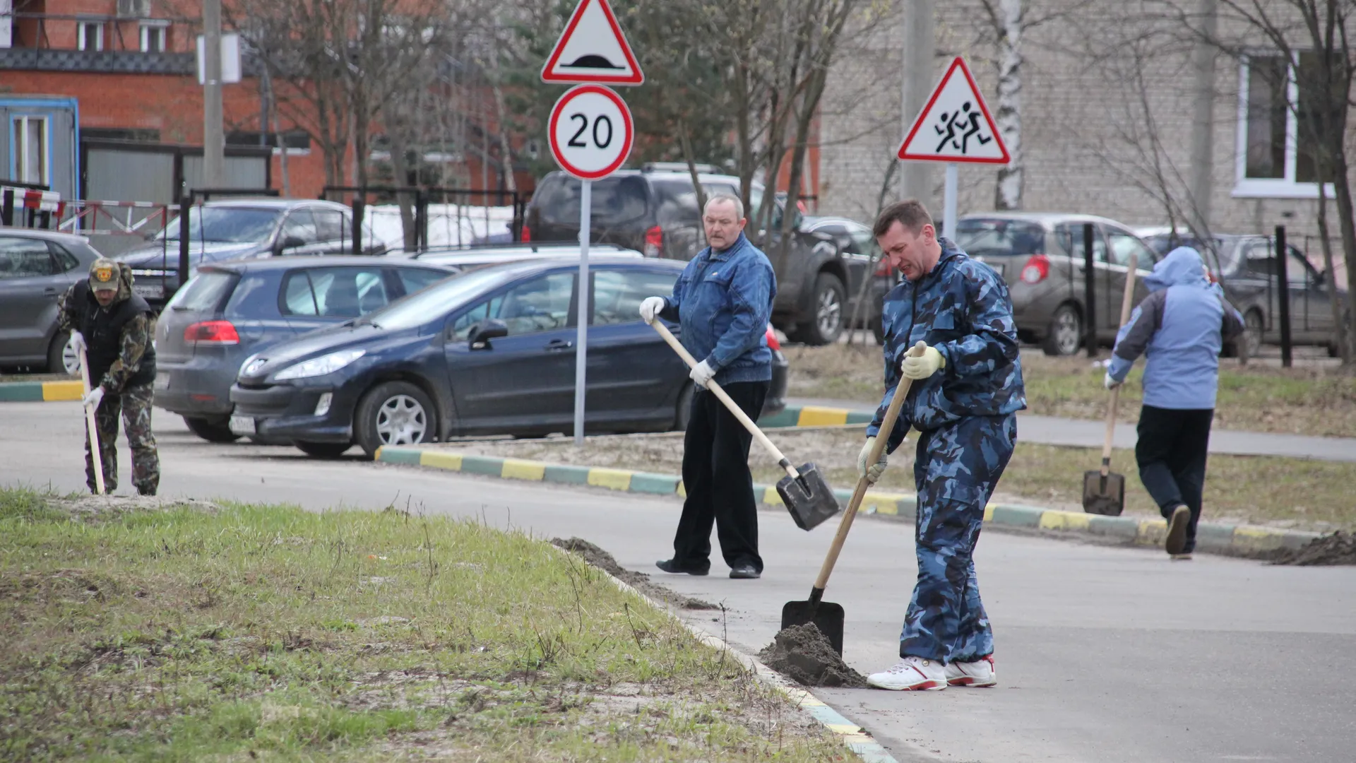 Общегородской субботник в Черноголовке