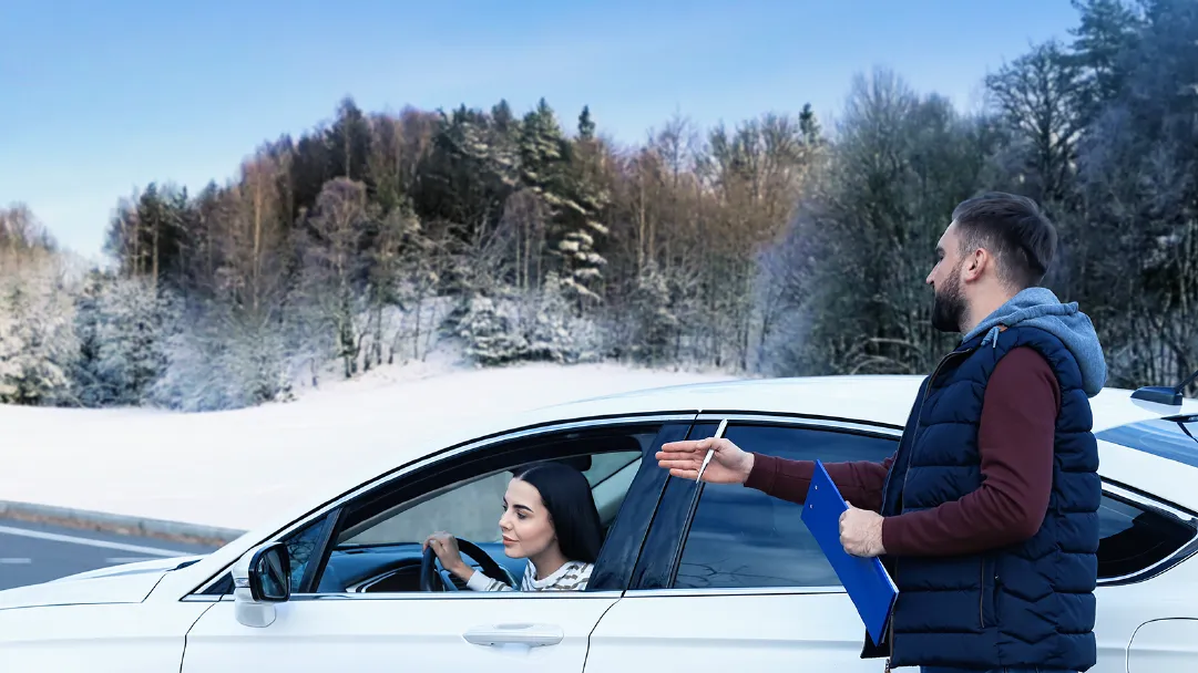 Опасности зимней дороги лед вертикаль 09