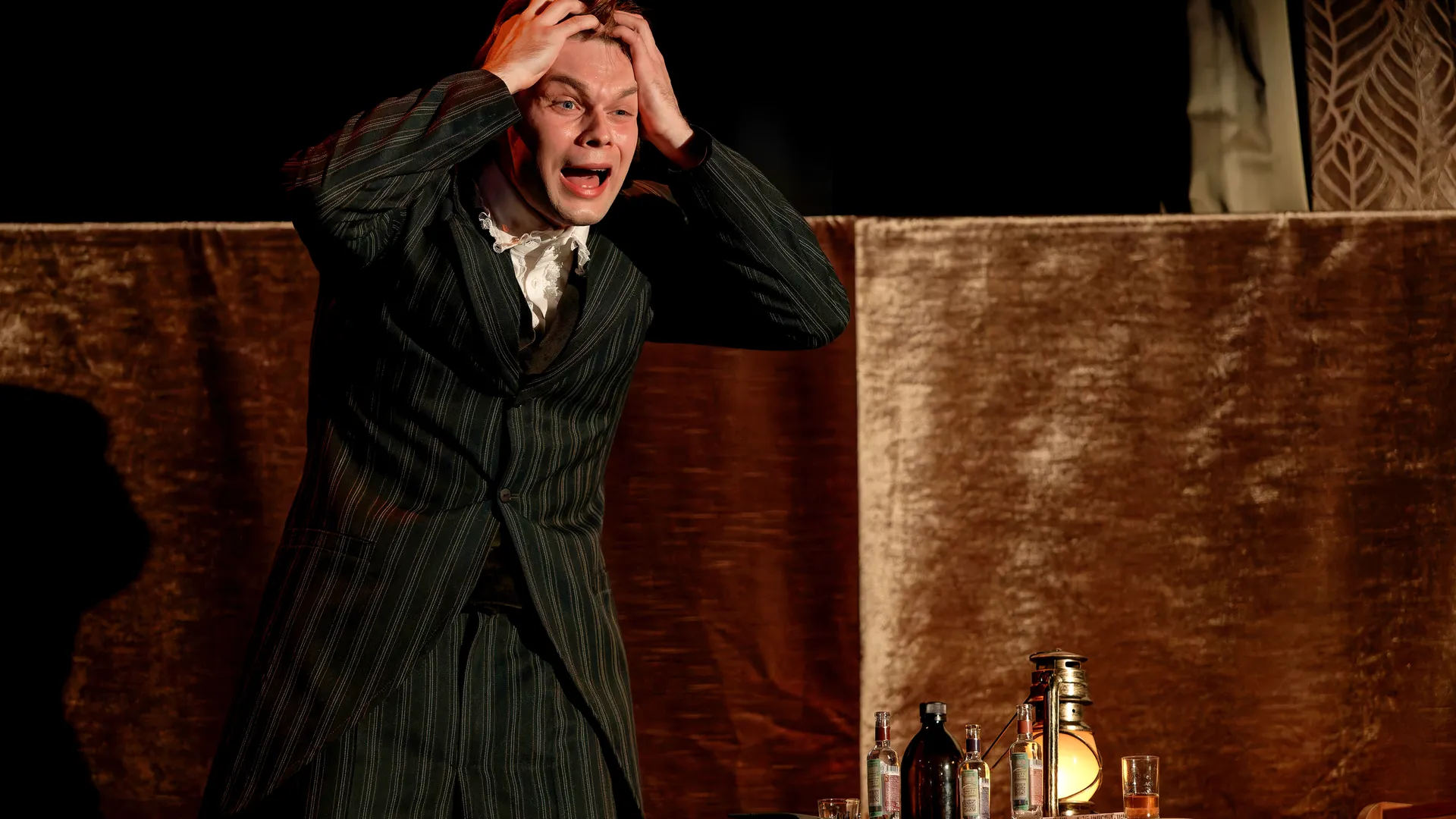 Премьера спектакля «Багаж» от ММДТ «Крылья» в Театральном центре «Жаворонки» Одинцовского округа