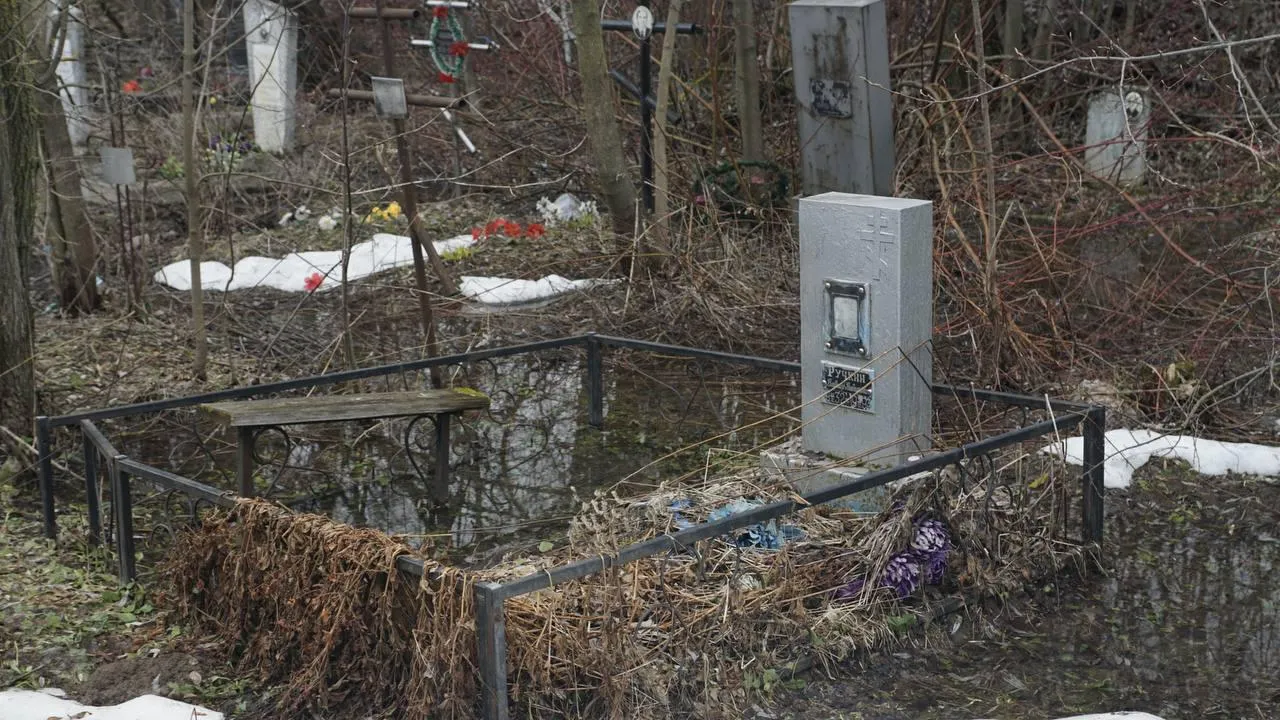 Самосыровское кладбище. «Челны Live» \ Екатерина Волкова