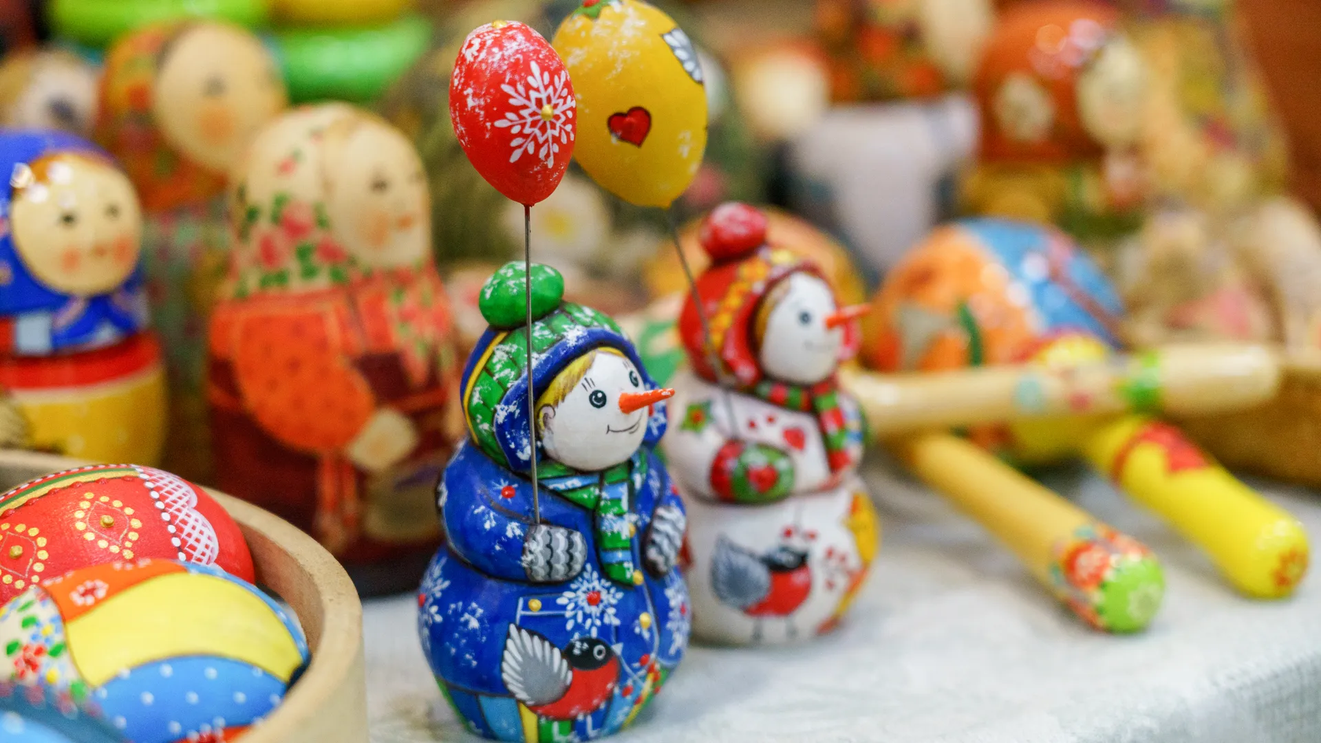 Мир народных художественных промыслов на выставке «Жар-птица» в Экспоцентре