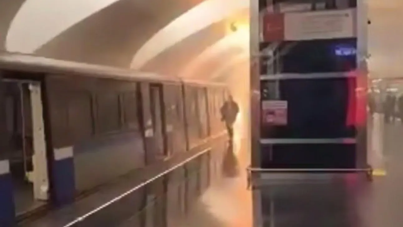 кадр из видео