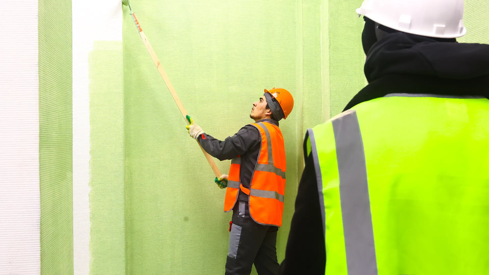Проверка хода капремонта в школе в Павловском Посаде Губернатором Подмосковья