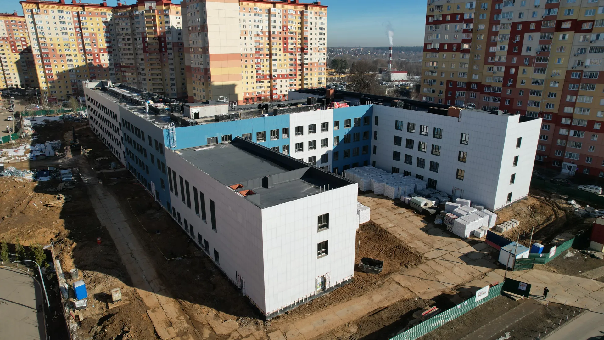 Строительство школы на 1100 мест в ЖК "Новые Островцы"