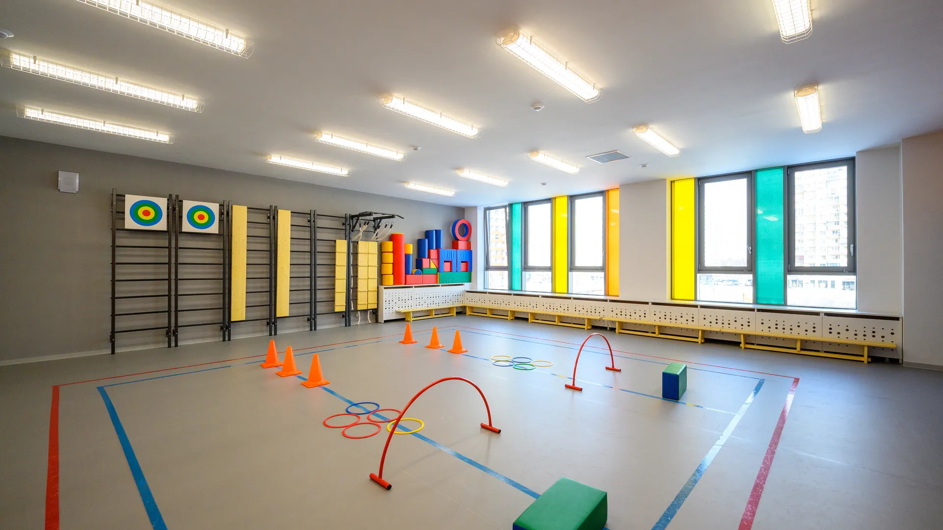 Спортивный зал в новом детском саду «Аистенок» в ЖК «Новое Медведково» в Мытищах