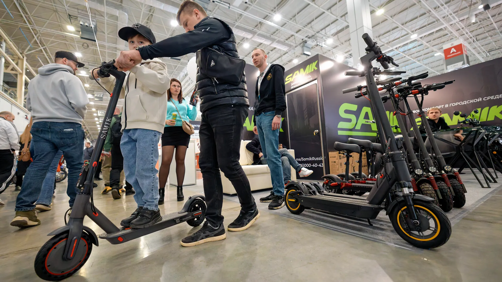 Популизация электроиндустрии на выставке «Едрайв» в «Патриот Экспо» Одинцовского округа