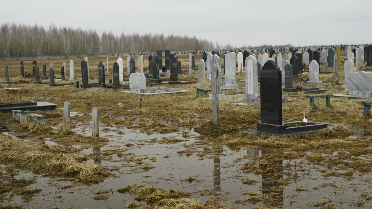 Мусульманское кладбище. «Челны Live» \ Екатерина Волкова