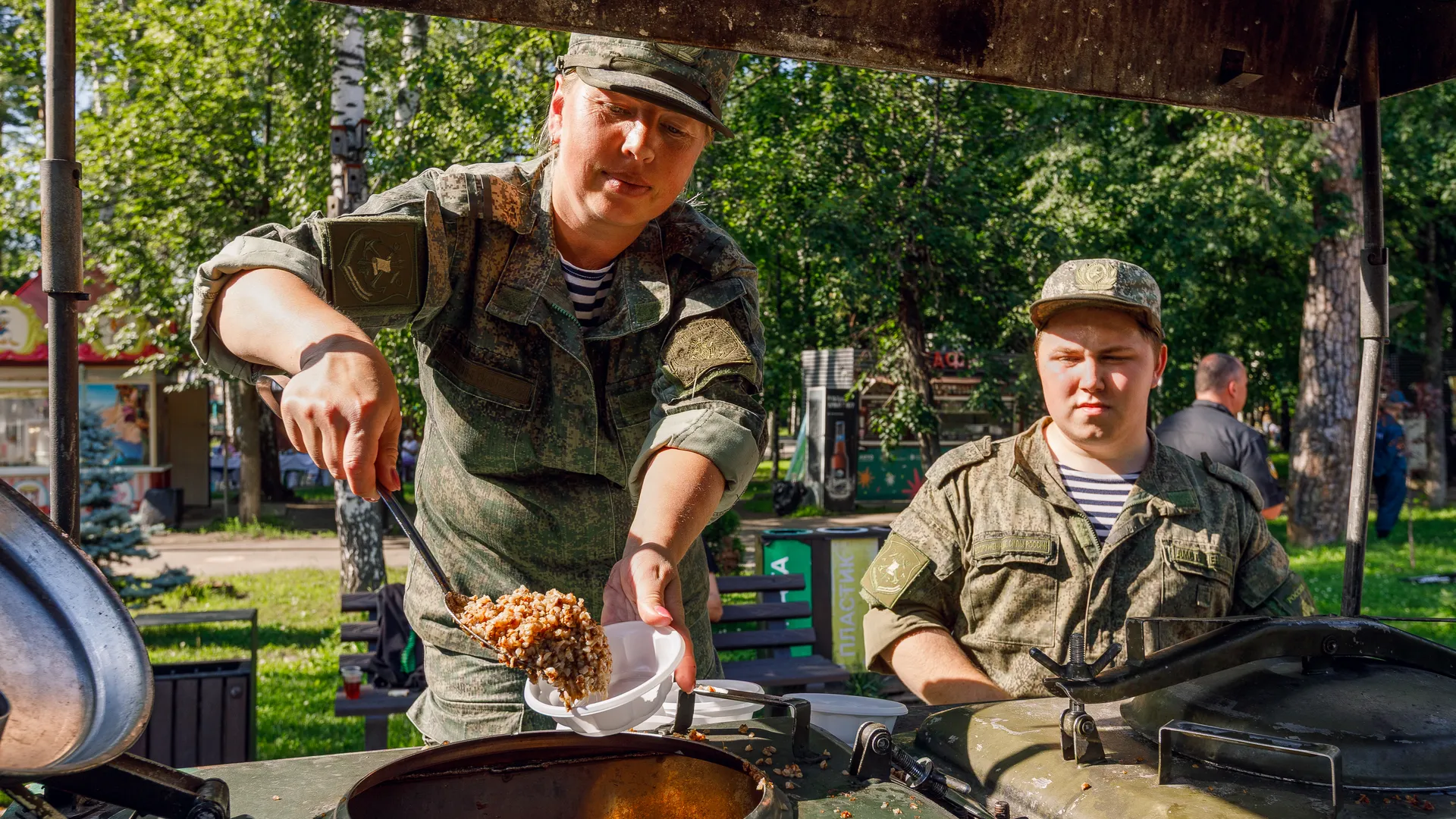 Полевая кухня на патриотическом фестивале «Гордость поколений» в Ногинске Богородского округа