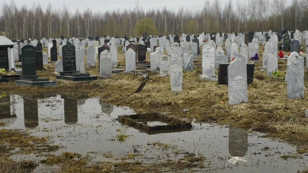 Мусульманское кладбище. «Челны Live» \ Екатерина Волкова