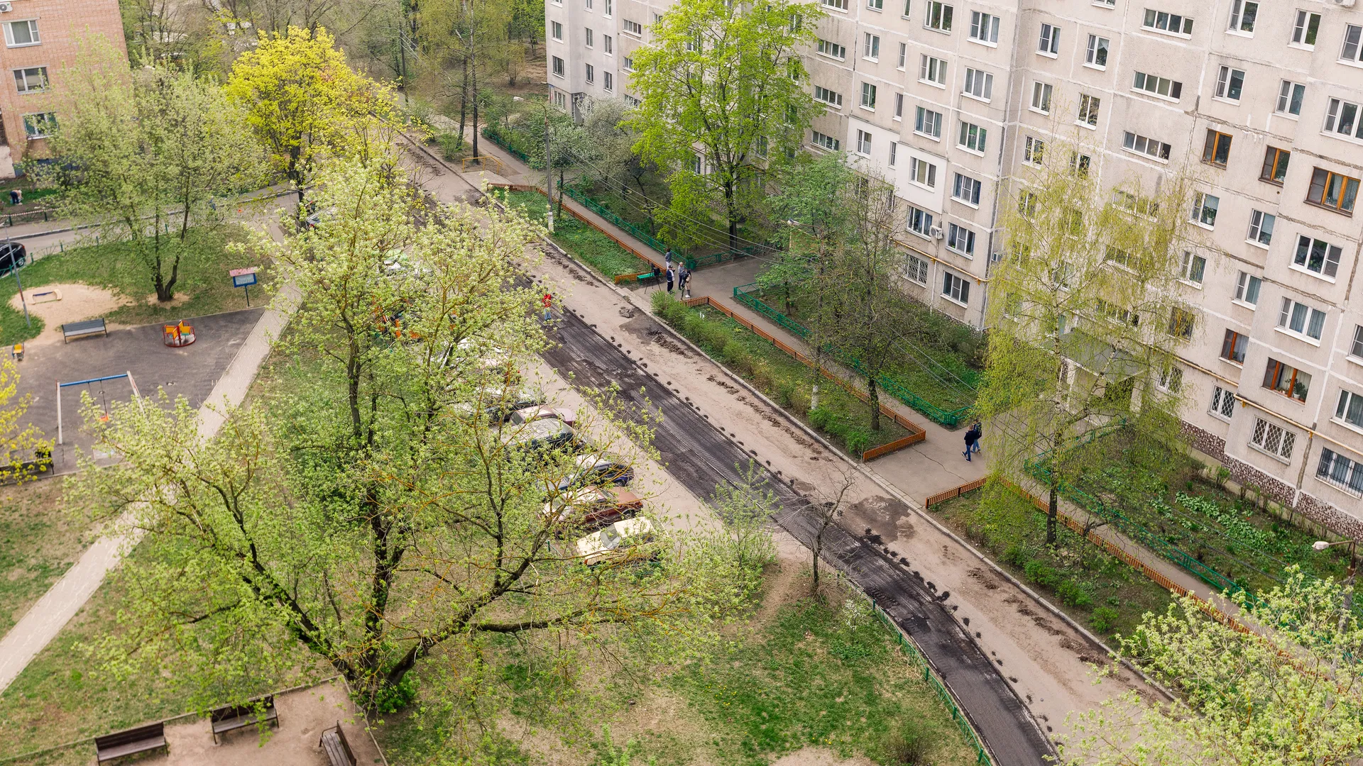 Ямочный ремонт дорог во дворах Балашихи
