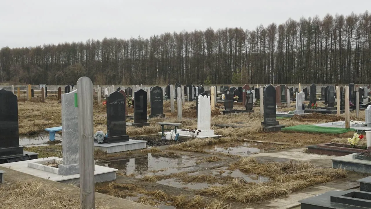 Мусульманское кладбище. «Челны Live» \ Екатерина Волкова