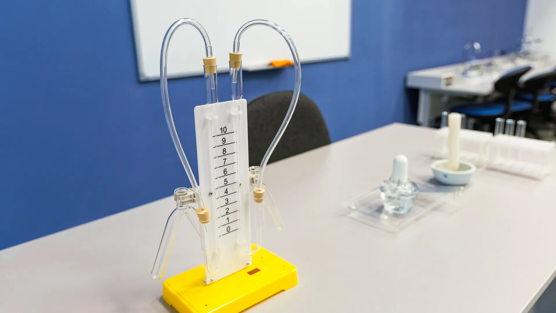 Кабинет химии в новом корпусе школы № 15 в ЖК «Героев» в Балашихе