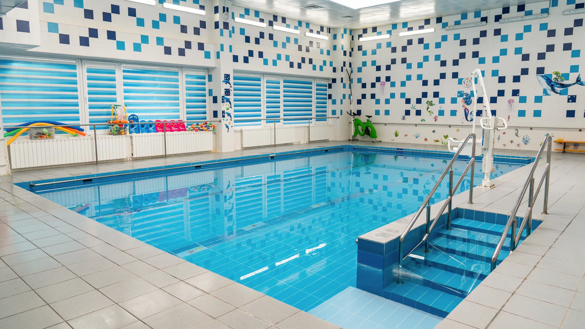 Бассейн в Образовательном центре «Созвездие» в Красногорске