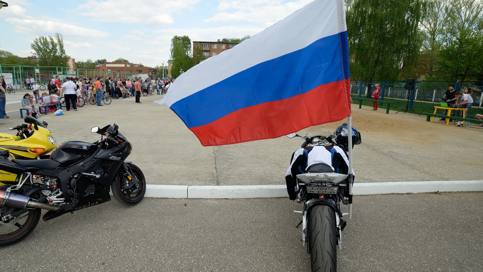 День Государственного флага России в Ступино